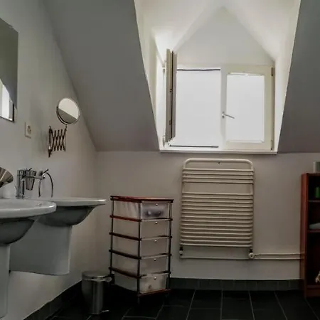 Rooms-Zimmer Neuhausen Am Rheinfall Exterior photo