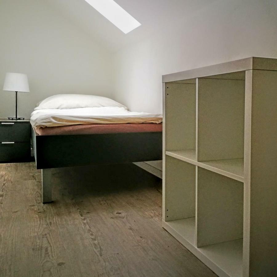 Rooms-zimmer * Neuhausen Am Rheinfall